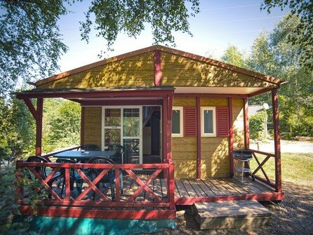 Camping Fougeraie (Nièvre,Morvan) :Chalets