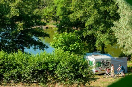 Camping Fougeraie (Nièvre,Morvan,Bourgogne) : emplacements photo 1