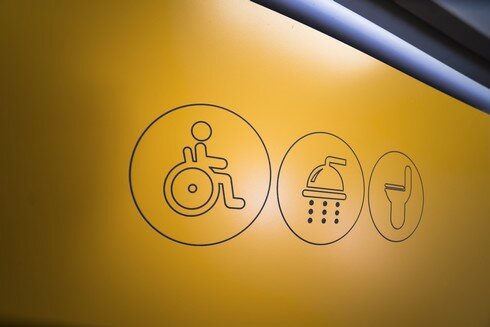 Sanitaires Camping Fougeraie Bloc 2 accessible PMR
