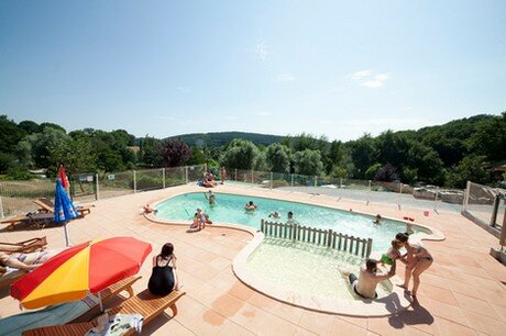 Piscine du camping Fougeraie